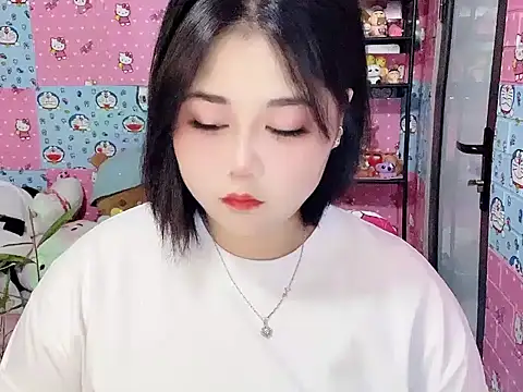 Snapshot of Nhanlu009 chatting on August 1, 1:43 pm Nhanlu009 online show from August 1, 1:43 pm