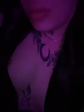 Candy lll online show from March 18, 9:40 pm