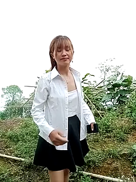 Snapshot of gogo-min chatting on May 6, 5:25 am gogo-min online show from May 6, 5:25 am