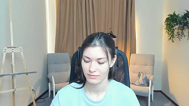 JulissaLipoma online show from March 21, 6:40 am