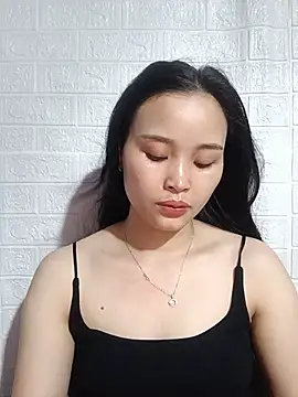 Akile80 online show from June 12, 2:27 pm