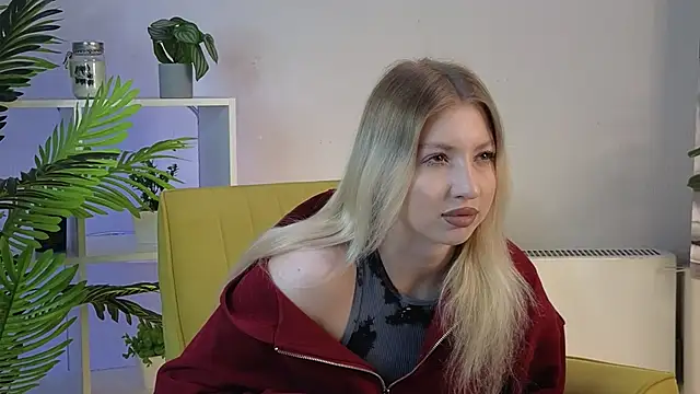 Snapshot of ShuLievens chatting on March 22, 8:07 am ShuLievens online show from March 22, 8:07 am