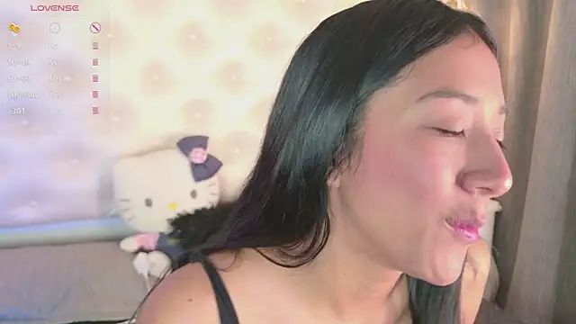 ninaBravu online show from June 6, 12:43 pm