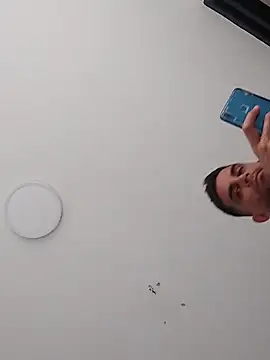 Snapshot of Dereckrose23 chatting on March 18, 5:16 pm Dereckrose23 online show from March 18, 5:16 pm