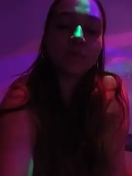 Snapshot of SabrinaVantress chatting on July 14, 2:38 am SabrinaVantress online show from July 14, 2:38 am