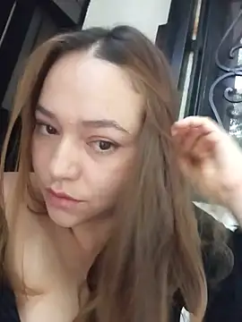 Snapshot of SabrinaVantress chatting on July 26, 7:43 pm SabrinaVantress online show from July 26, 7:43 pm