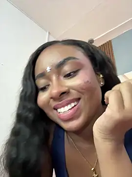 Snapshot of Kloe_rousse01 chatting on May 10, 12:10 pm Kloe rousse01 online show from May 10, 12:10 pm
