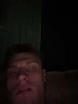 Snapshot of RAVENTREY1 chatting on March 31, 6:58 am RAVENTREY1 online show from March 31, 6:58 am