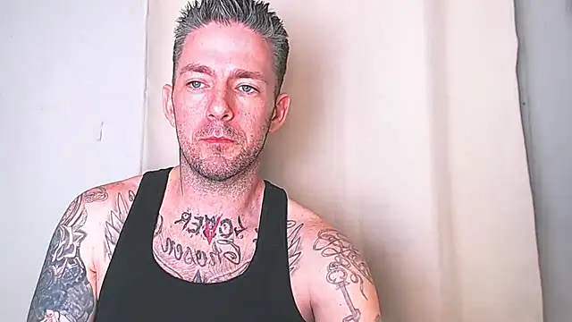 SkylarrGrey online show from March 20, 7:35 am