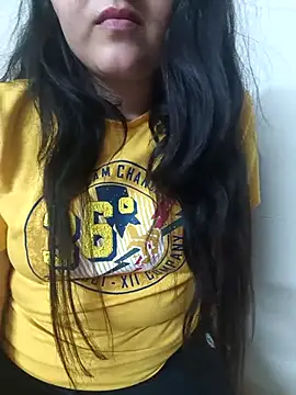 Snapshot of neelam_rawat chatting on April 14, 9:43 pm neelam rawat online show from April 14, 9:43 pm