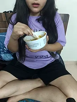 Snapshot of neelam_rawat chatting on April 28, 4:56 pm neelam rawat online show from April 28, 4:56 pm