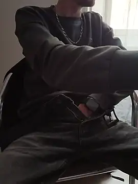 Skinboy06 online show from April 22, 11:34 am