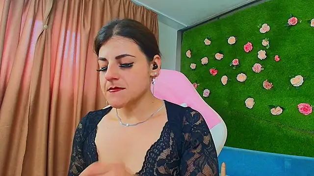 AmmyFlirty online show from July 25, 3:59 am