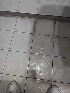 danielmrz11 online show from April 24, 3:31 am