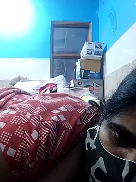 Snapshot of MoonlightMira chatting on June 16, 4:15 am MoonlightMira online show from June 16, 4:15 am