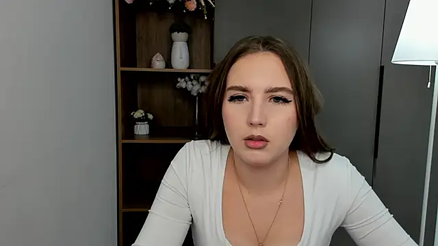 KarriDunman online show from March 24, 8:19 am