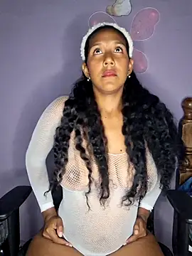 emily fox01 online show from March 24, 4:17 am