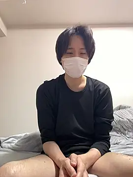 Snapshot of youta200 chatting on July 7, 8:35 pm youta200 online show from July 7, 8:35 pm