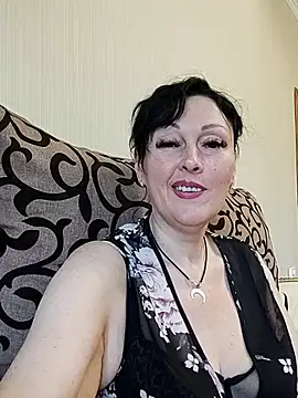 Snapshot of HelgaDennis chatting on June 28, 6:52 am HelgaDennis online show from June 28, 6:52 am