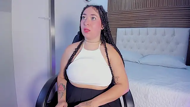 lalabunny  online show from March 24, 5:23 am