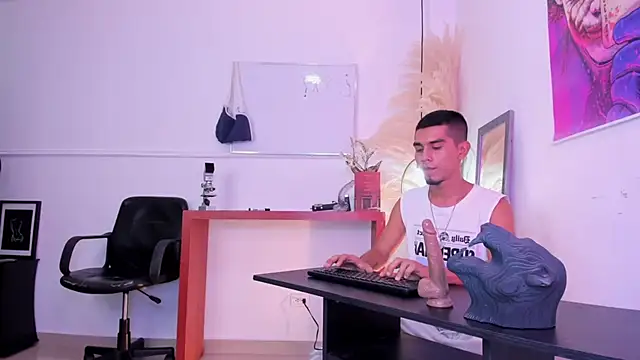 your d0ll1 online show from May 2, 12:54 pm