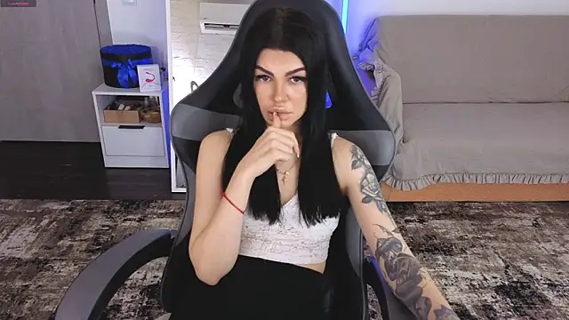 AnacondaOnn online show from May 2, 7:57 am