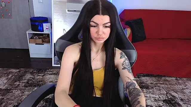 Snapshot of AnacondaOnn chatting on August 7, 7:32 am AnacondaOnn online show from August 7, 7:32 am