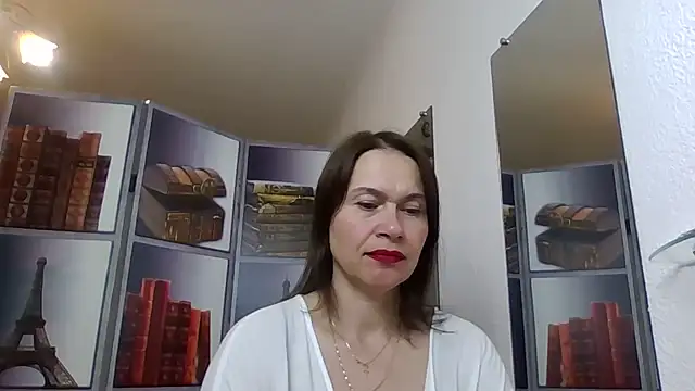 Snapshot of Selena_Moo chatting on May 14, 8:54 am Selena Moo online show from May 14, 8:54 am