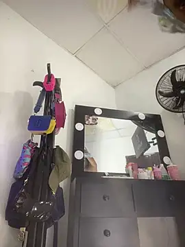 Blowjob-Queen  online show from July 29, 2:21 am