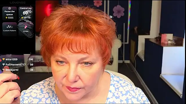 Snapshot of Kira_Kingsley chatting on April 29, 5:22 am Kira Kingsley online show from April 29, 5:22 am