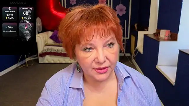 Snapshot of Kira_Kingsley chatting on May 6, 6:08 am Kira Kingsley online show from May 6, 6:08 am