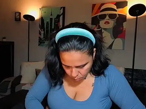 HannaJonns online show from June 20, 5:10 am