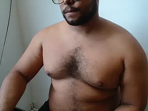 Derick 013 online show from May 13, 5:10 pm