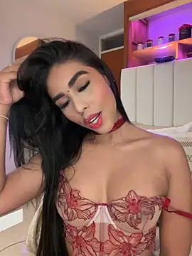 Rossie Blooms online show from May 20, 10:16 pm