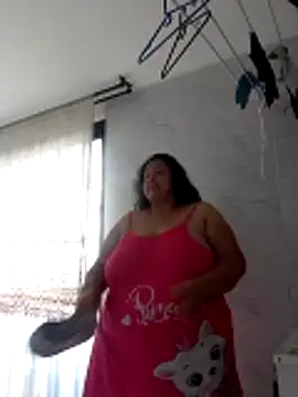 tistmature-69 online show from April 25, 5:43 pm