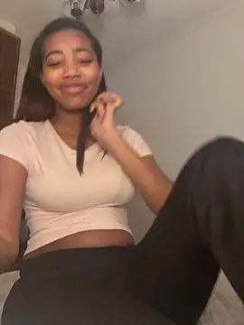 SilkSoles online show from March 31, 9:15 pm