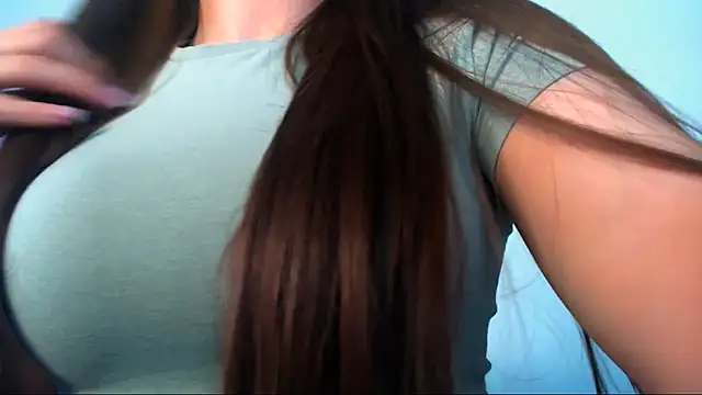 LiaSimss online show from June 10, 8:35 am