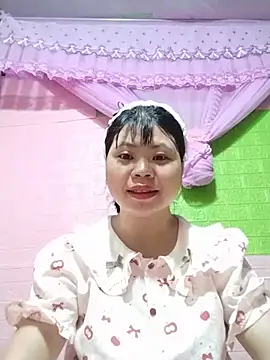 Dumi 009 online show from May 30, 9:50 am