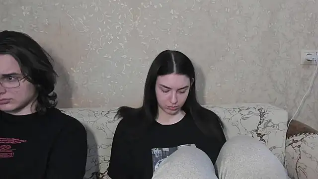 Snapshot of muuur_love231 chatting on May 13, 7:28 am muuur love231 online show from May 13, 7:28 am