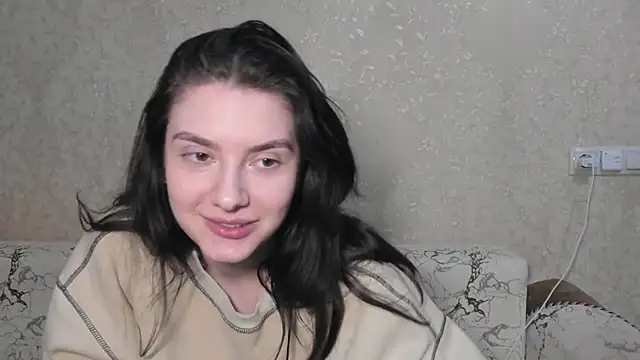 Snapshot of muuur_love231 chatting on May 31, 6:09 pm muuur love231 online show from May 31, 6:09 pm