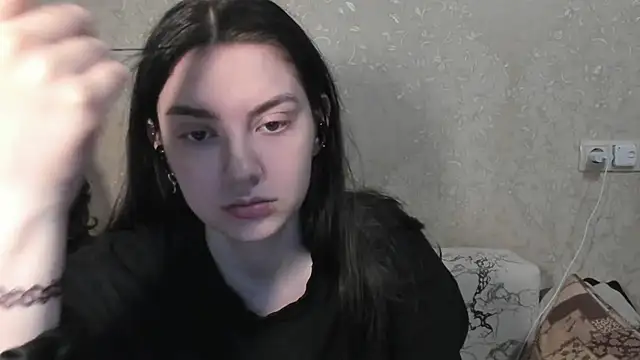 Snapshot of muuur_love231 chatting on June 11, 6:50 pm muuur love231 online show from June 11, 6:50 pm