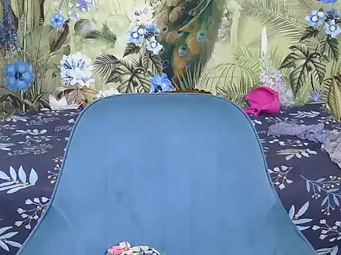 Snapshot of hoty-pinka chatting on July 5, 10:28 pm hoty-pinka online show from July 5, 10:28 pm