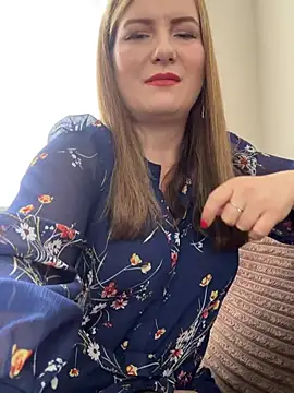 Snapshot of Susan_Wright chatting on August 9, 11:26 am Susan Wright online show from August 9, 11:26 am