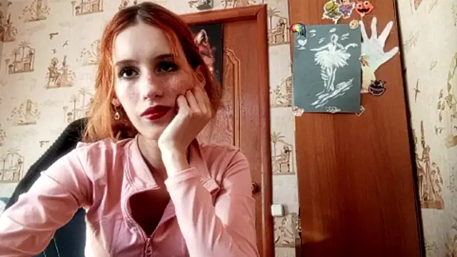 SirenFrost online show from June 6, 2:22 pm