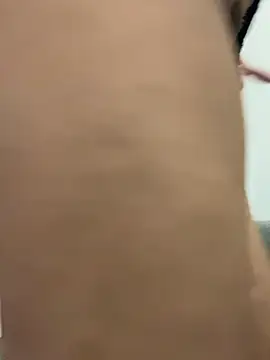 Supremegirlvibes online show from April 9, 7:08 pm