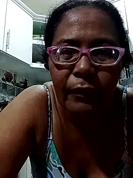 sexymomsn online show from April 18, 11:36 am