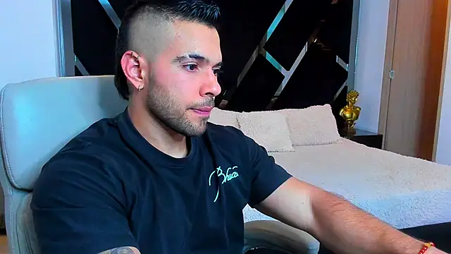 Raytorres online show from July 10, 10:56 pm