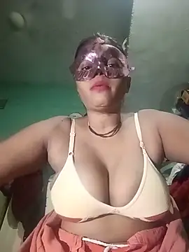 Snapshot of hotpussyxxx777 chatting on June 19, 7:28 pm hotpussyxxx777 online show from June 19, 7:28 pm
