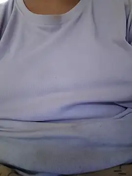 Snapshot of Tridha_2 chatting on April 5, 12:57 pm Tridha 2 online show from April 5, 12:57 pm