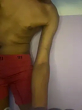 Snapshot of TheColoured_Gent chatting on April 7, 4:24 am TheColoured Gent online show from April 7, 4:24 am